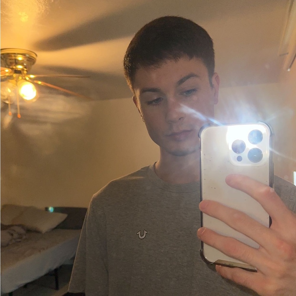 Meet your Posher, Dev